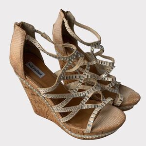 Beautiful Wedges‎ Size 10 NWOT